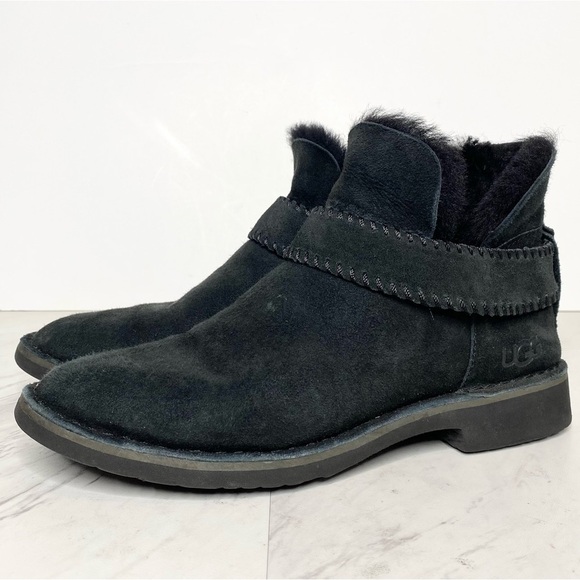UGG McKay Black Winter Boot 7 1/2 - Picture 1 of 13